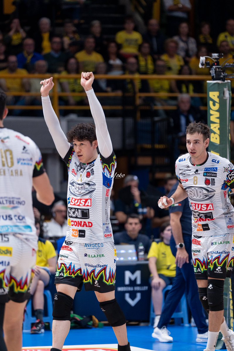 35sunny_14's tweet photo. ばんざーい？？
今日もお元気そうでした！

20251102🇮🇹Modena
#石川祐希 選手
#yukiishikawa 
#SirSafetyPerugia https://t.co/iXwDcmAgYR