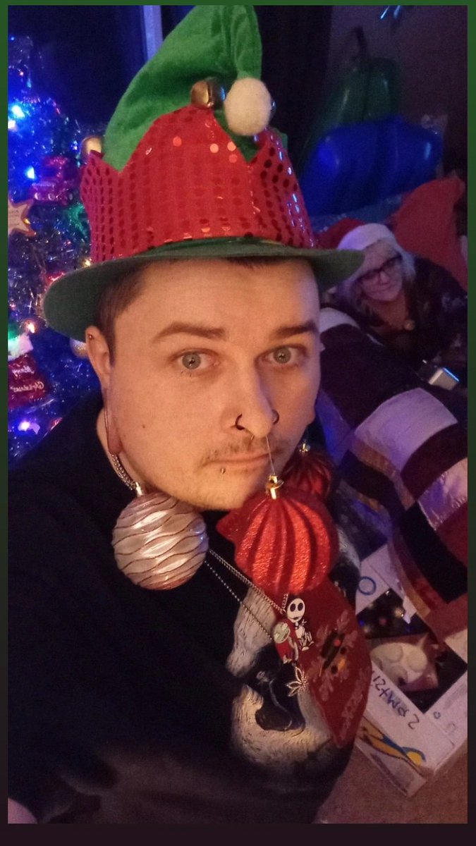 MERRY LATE CHRISTMAS EVERYONE!!!!!!!!!!!!!!!🤙🤘☃️❄️🌨️🥛🍪🎄🌟🎅🤶🦌🛷🕯️🔔🎁🎁🎁🎁🎁🎁🎁🎁🎁🎁#MERRYCHRISTMAS #CHRISTMAS #CHRISTMAS2025 #LATECHRISTMAS #MOM