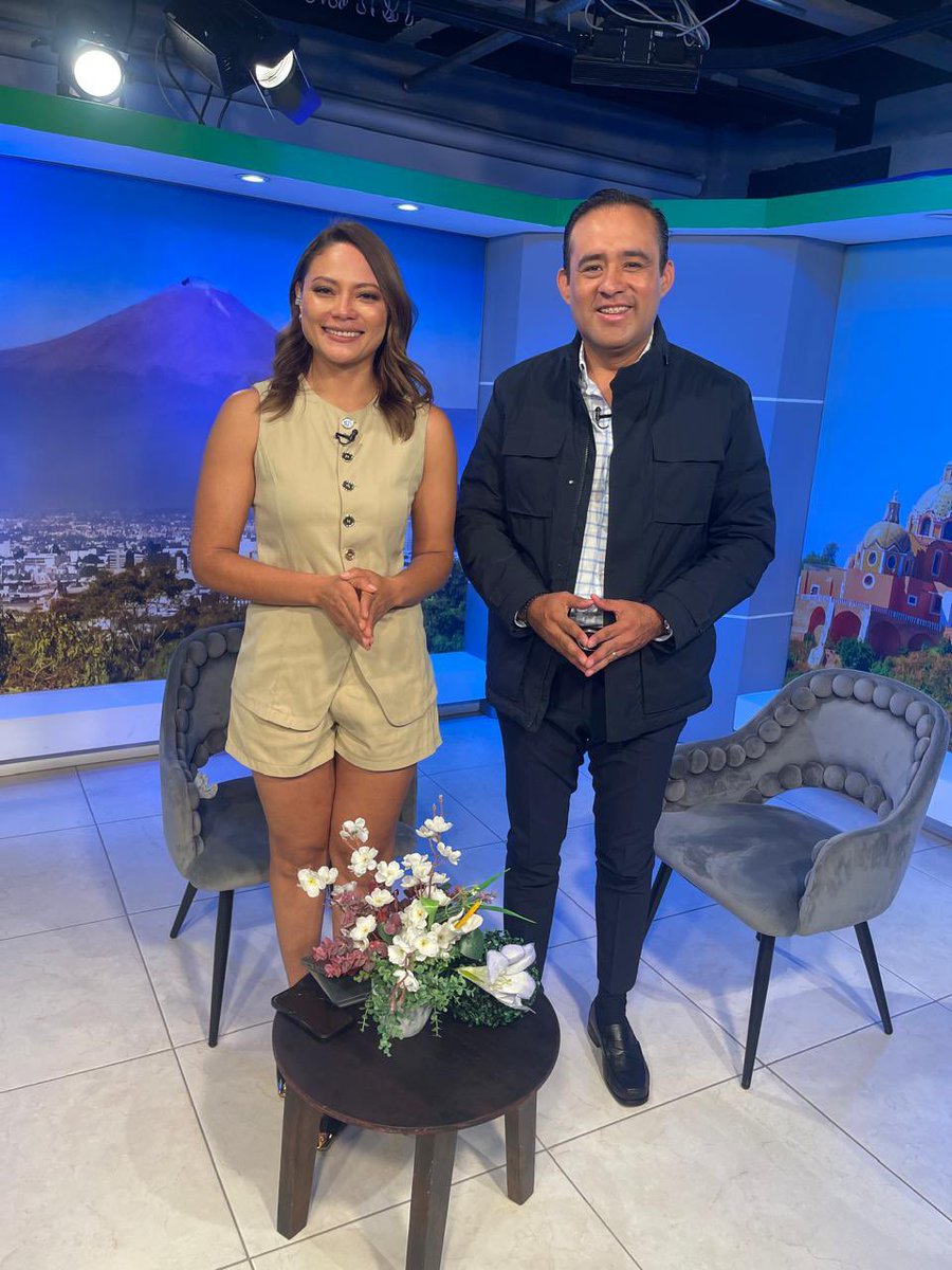 En su cumpleaños, envío una cordial felicitación a <a href="/ValeriaBarriosD/">Valeria Barrios</a>, presentadora de noticias en Canal 13 Puebla.

Que este nuevo año esté lleno de logros profesionales y grandes satisfacciones. ¡Muchas felicidades! 🎉🌟