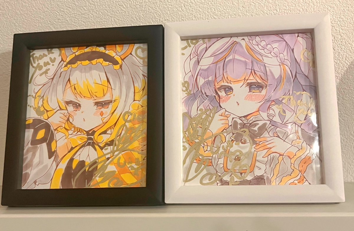 #C107 冬コミ1日目色紙まとめ✒️
❤️1枚目💜抽選用色紙
ホワイトラビット、チェシャ
🩷2〜3枚目🤍頒布用色紙(大)
ホワイトラビット、シトリスの蟲惑魔
💛4枚目🖤頒布用色紙(小)
ドーマウス、モニカ
です!よろしくお願いします!! 