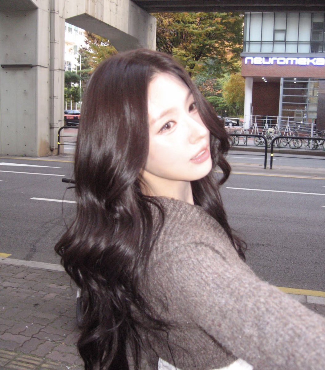 bblypixie's tweet image. Throwback: when it wasnt snowing yet