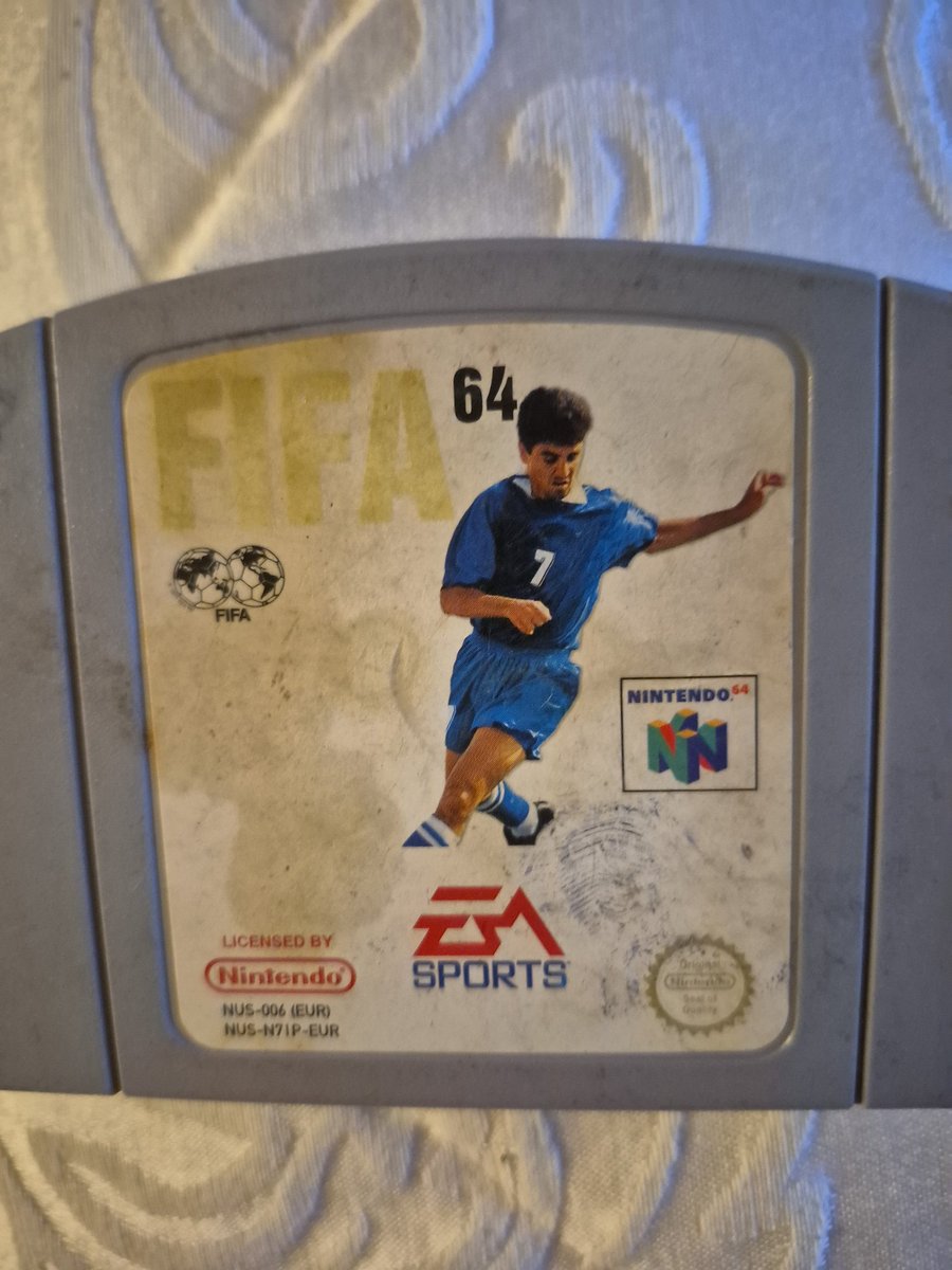 StuCurwen's tweet photo. What was your first fifa stu errmmm 21 🤫🤫🤫  some of you wasnt born when i was ripping this up on the n24 yes im a og https://t.co/PURRV416jE
