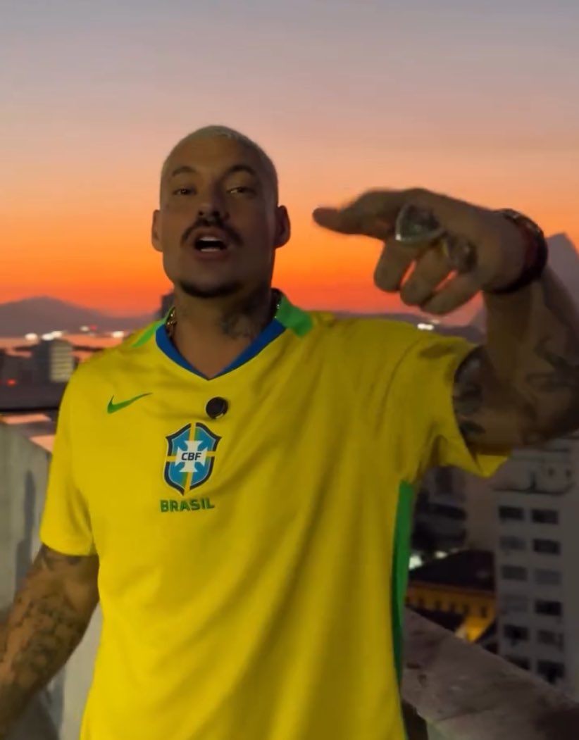 CanalRapRJ's tweet photo. Filipe Ret resgatou o ritmo das antigas em prévia de nova música, o que acharam? https://t.co/hrEfT5M6G5