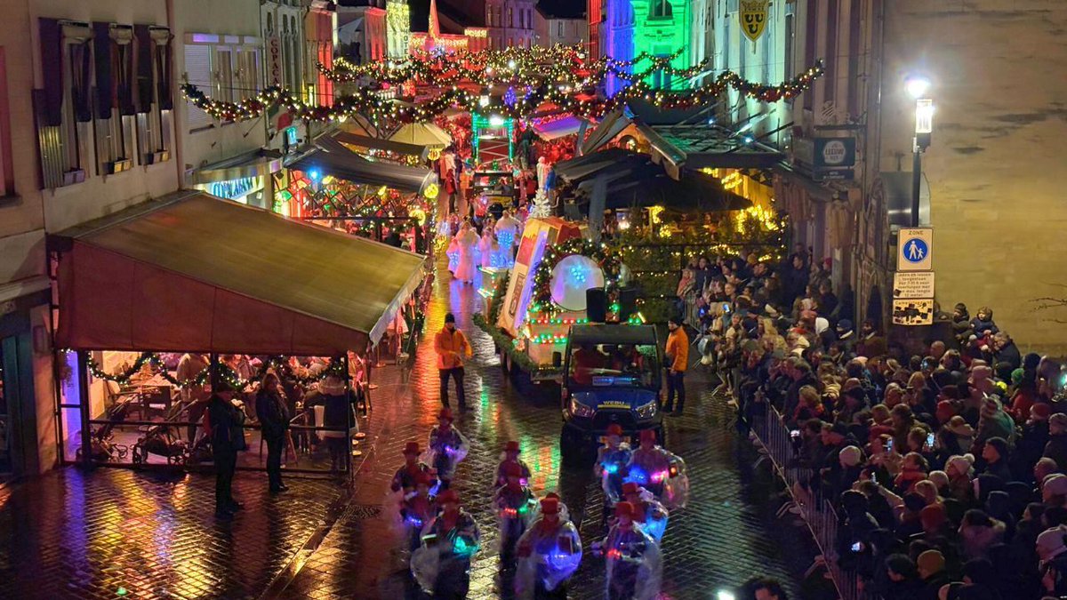 Organisator Christmas Parade hekelt late communicatie over wegvallen parades: 'Een dubbel gevoel'
v-dg.nl/1-vTmZx4Vq