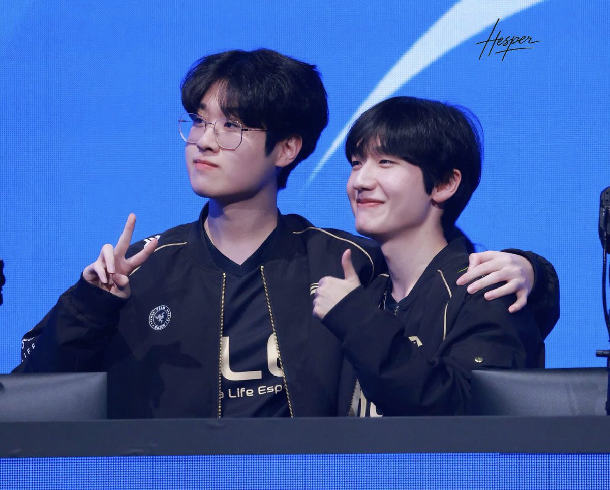 hesper_ujw's tweet image. 보고십당~ 🥺

#ZEUS #PEANUT #피넛 #제우스