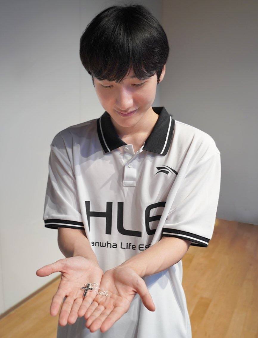 hesper_ujw's tweet image. 보고십당~ 🥺

#ZEUS #PEANUT #피넛 #제우스
