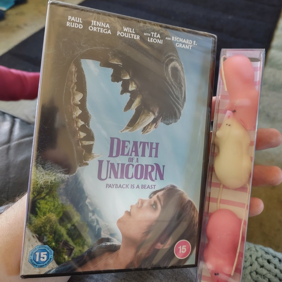 Russell Garland tweet media