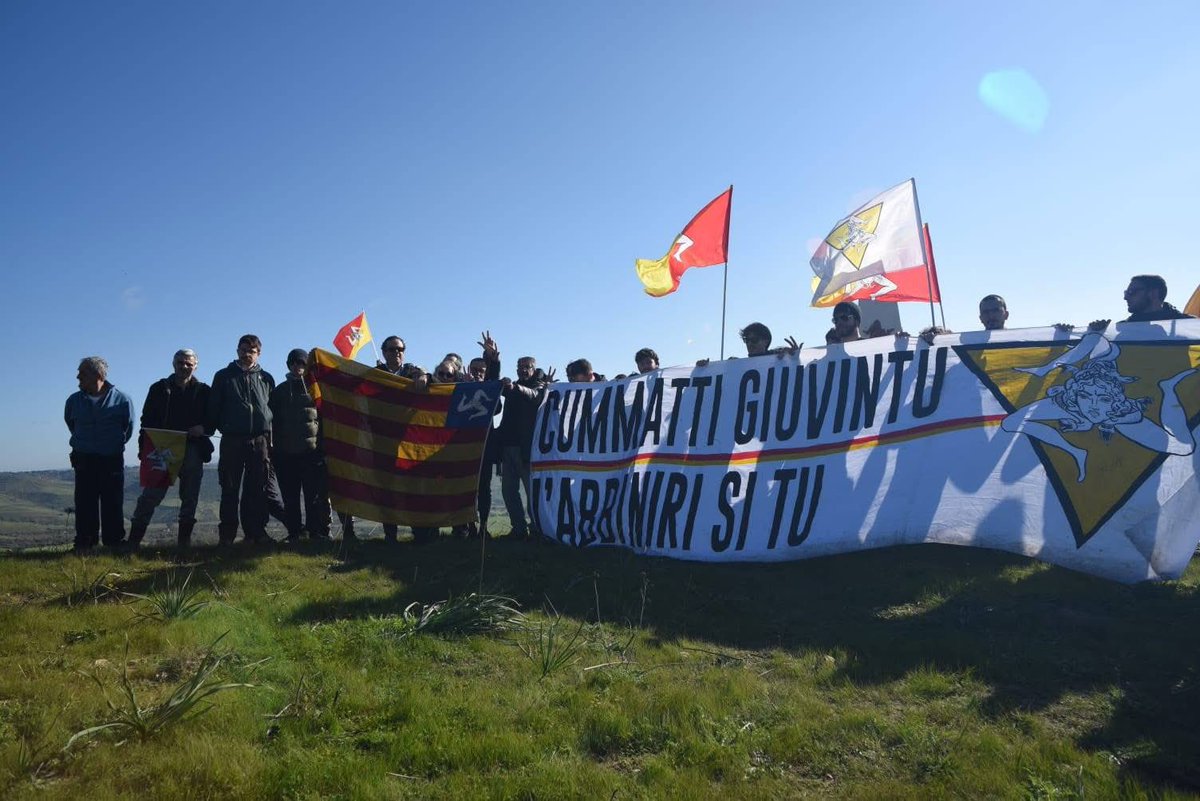NacionsSEstat's tweet photo. El Front Nacional Sicilià recorda la darrera batalla independentista (1945) https://t.co/YiYwHHbu4Y https://t.co/MFHqts8IKI