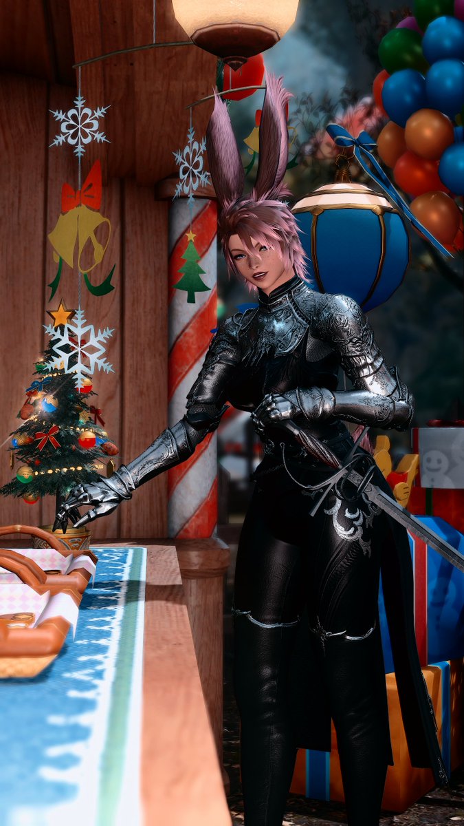 tombunway's tweet photo. Even a paladin can't resist a cookie break~ :3
we should eat them as long as they're here!

#Onlybuns | #gposer | #bposer https://t.co/fBEcGPa7gW