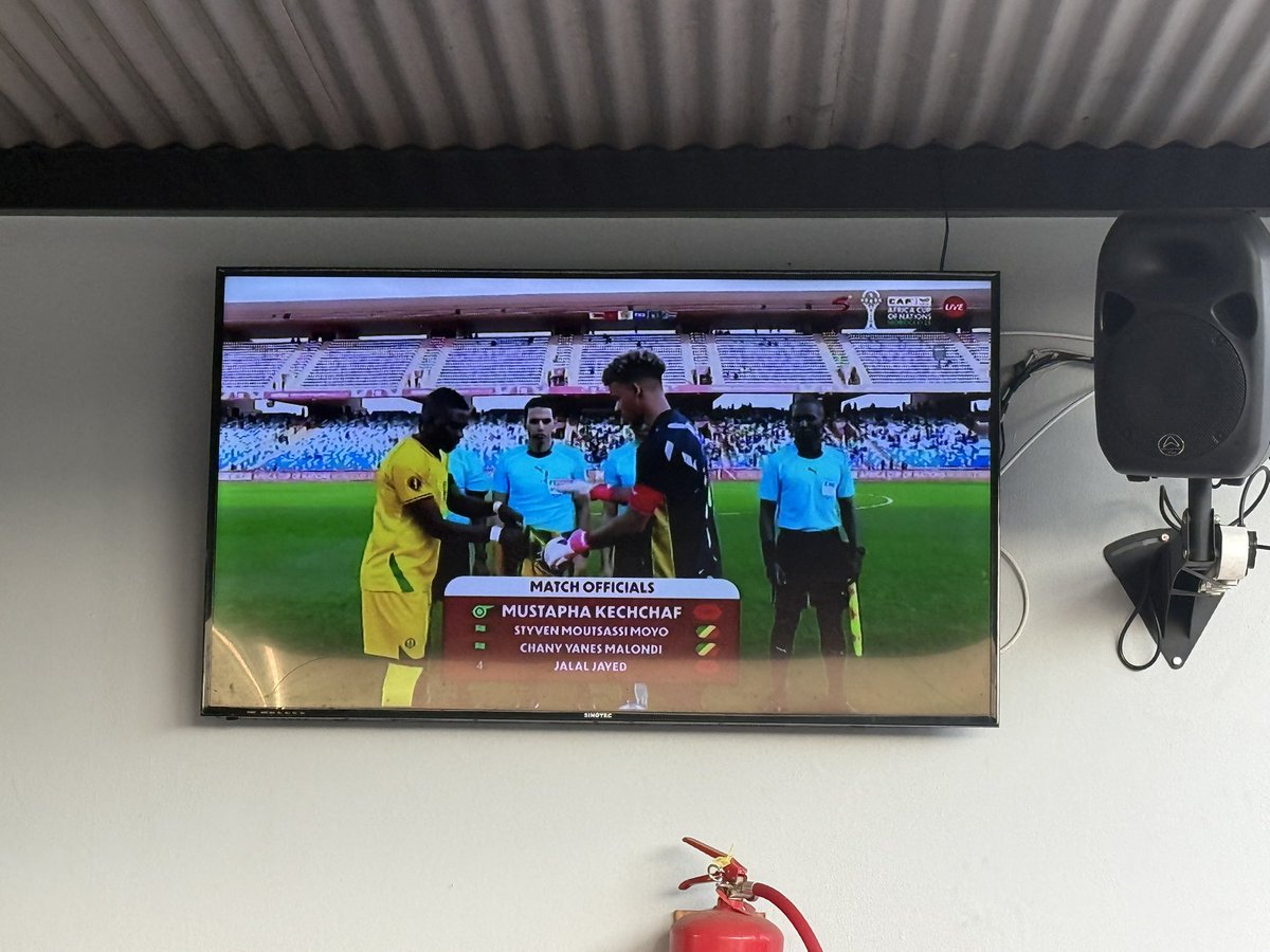 SteveMaz_'s tweet photo. 😅 #AFCON2025 https://t.co/RsRuoRqobC