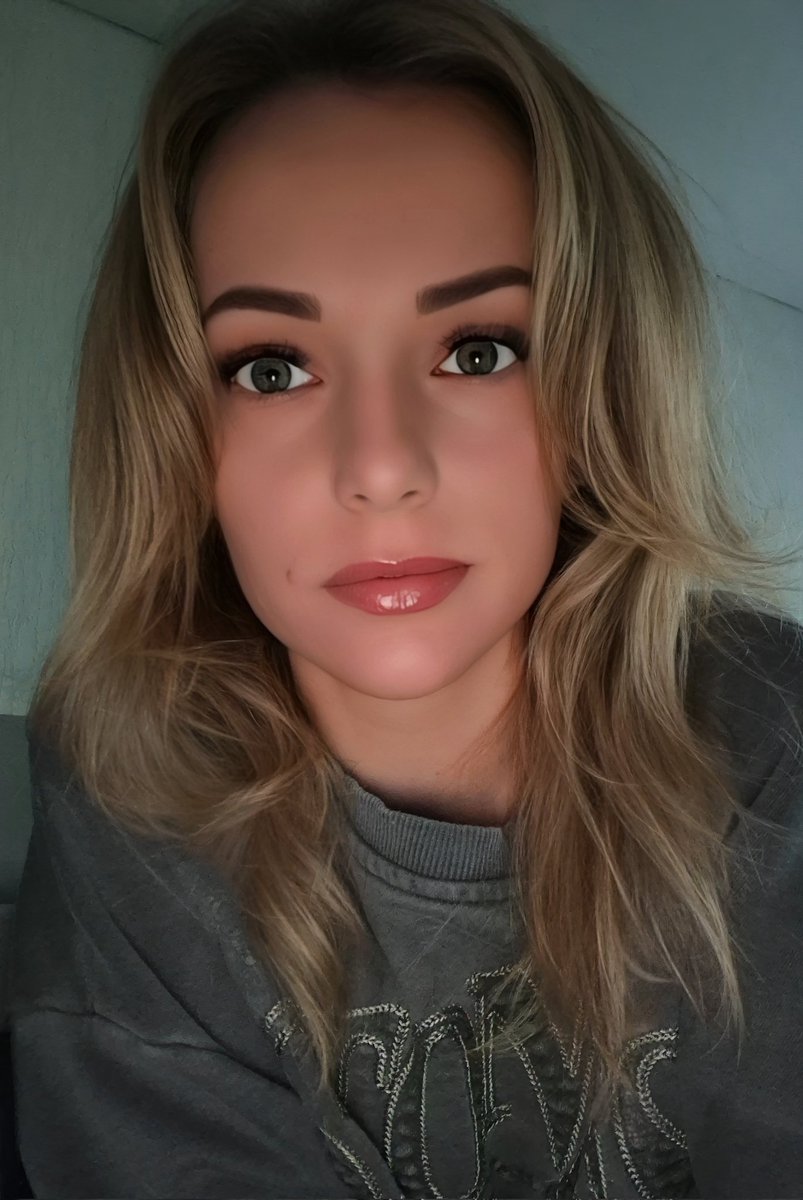 leilacamqueen's tweet photo. Deserving of the 🌎 in 2026 https://t.co/5imjs6mneE