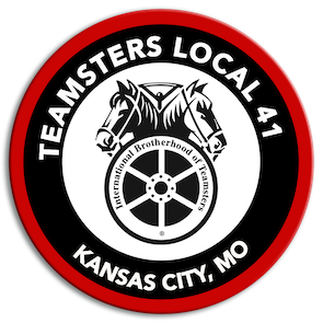 UAW's tweet photo. Tell Hansen & Adkins: Respect Union Labor — Stop Using Nonunion Carhaulers.

Hansen & Adkins is attempting to undercut @Teamsters Local 41 drivers by using nonunion car haulers at the General Motors’ Fairfax Assembly and Stamping Plant in Kansas. 

Sign the petition to support Teamsters carhaulers:
📝 https://t.co/i5dRENG9S8