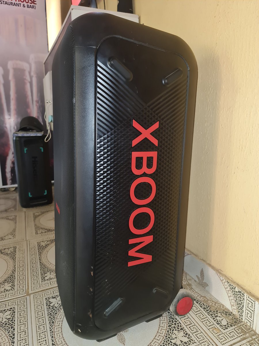 Dr. Adélaïde Tinuke (PhD) tweet media