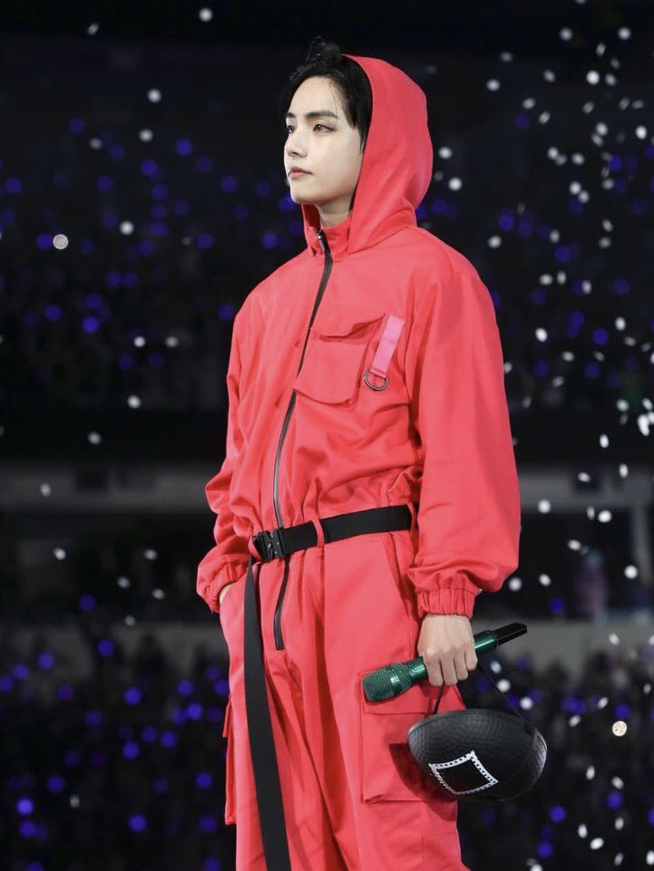 Happy birthday Taehyungie 🥳 thanks for always making me smile. Keep shining my rockstar 🥳
#HappyBirthdayTaehyung #KimTaehyung #HappyBirthdayV #HappyVDay