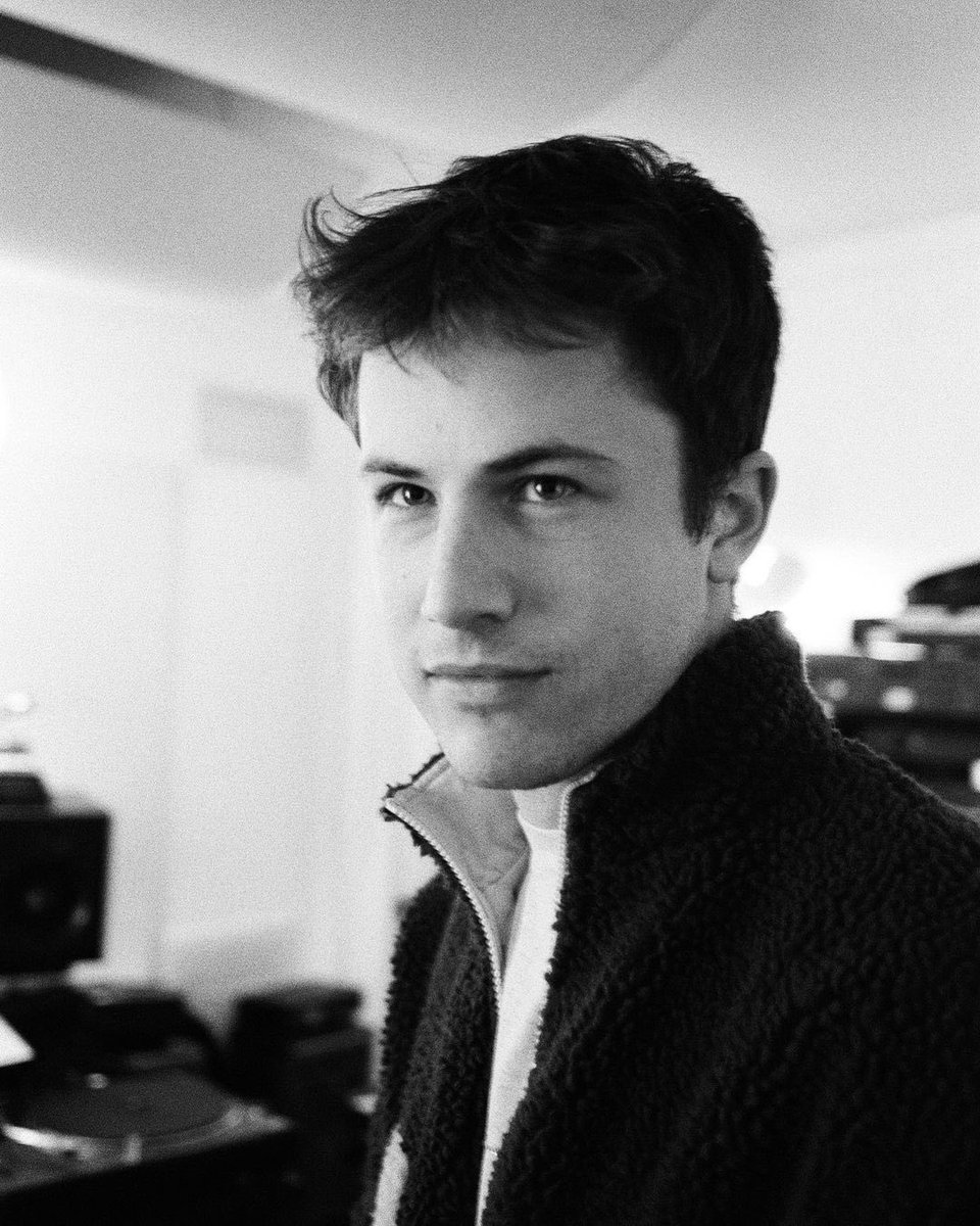 wallows archive tweet media