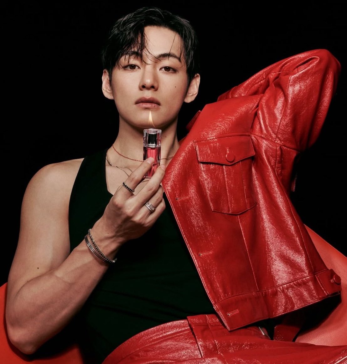 BTSVChartData's tweet image. Taehyung is currently the most searched Act on Google Worldwide!

#HAPPYVDAY
#V30YearsWrittenInPoetry
#HappyBirthdayTaehyung