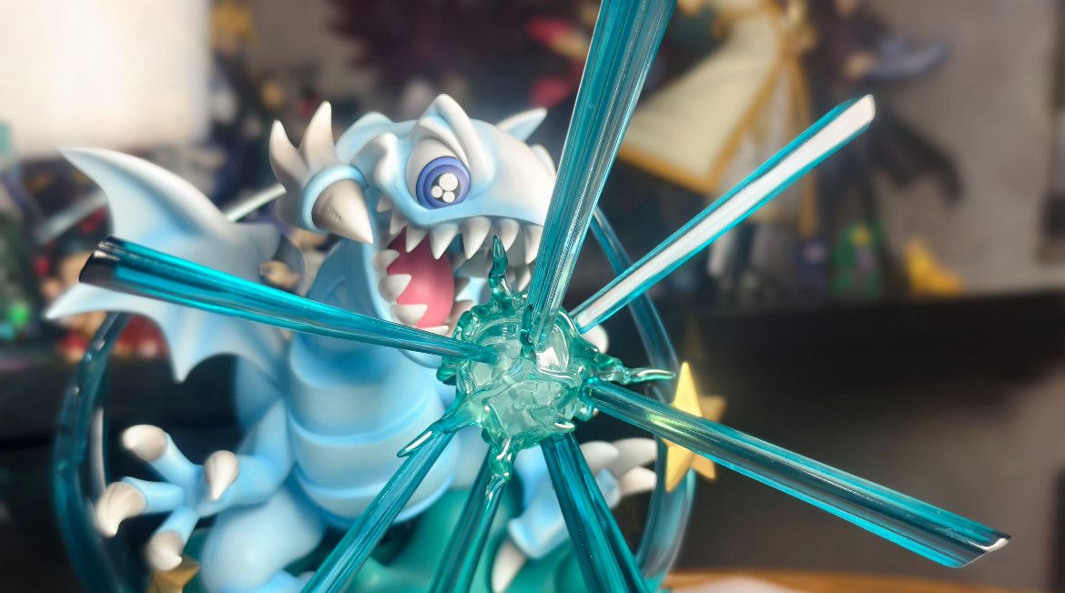 DongDuyVo's tweet image. Blue Eyes White Dragon Toon - Divine Officer Studio.
#yugioh #figure #statue #blueeyeswhitedragon #toonworld #pegasus #DivineOfficerStudio