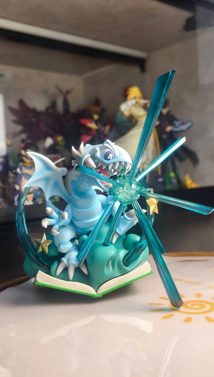 DongDuyVo's tweet image. Blue Eyes White Dragon Toon - Divine Officer Studio.
#yugioh #figure #statue #blueeyeswhitedragon #toonworld #pegasus #DivineOfficerStudio