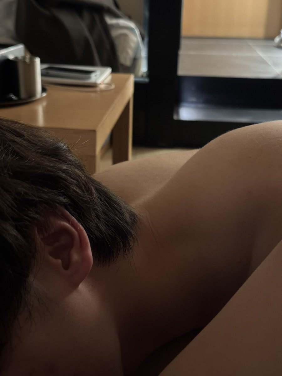 zznn5095's tweet photo. 好吃吗？你耳朵怎么这么红？
#口舌 #女s #男m #成都 #女尊男卑 #4i #龟责 #寸止 https://t.co/cjnsigjWjh