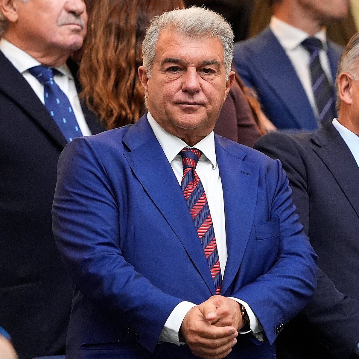 TheMatchdayHQ's tweet image. 🚨🚨 | 𝐁𝐑𝐄𝐀𝐊𝐈𝐍𝐆: Barcelona president Joan Laporta has been CHARGED in a €100,000 fraud case. This is the THIRD TIME he has been investigated for alleged fraud. 😳

[@DeadlineDayLive]