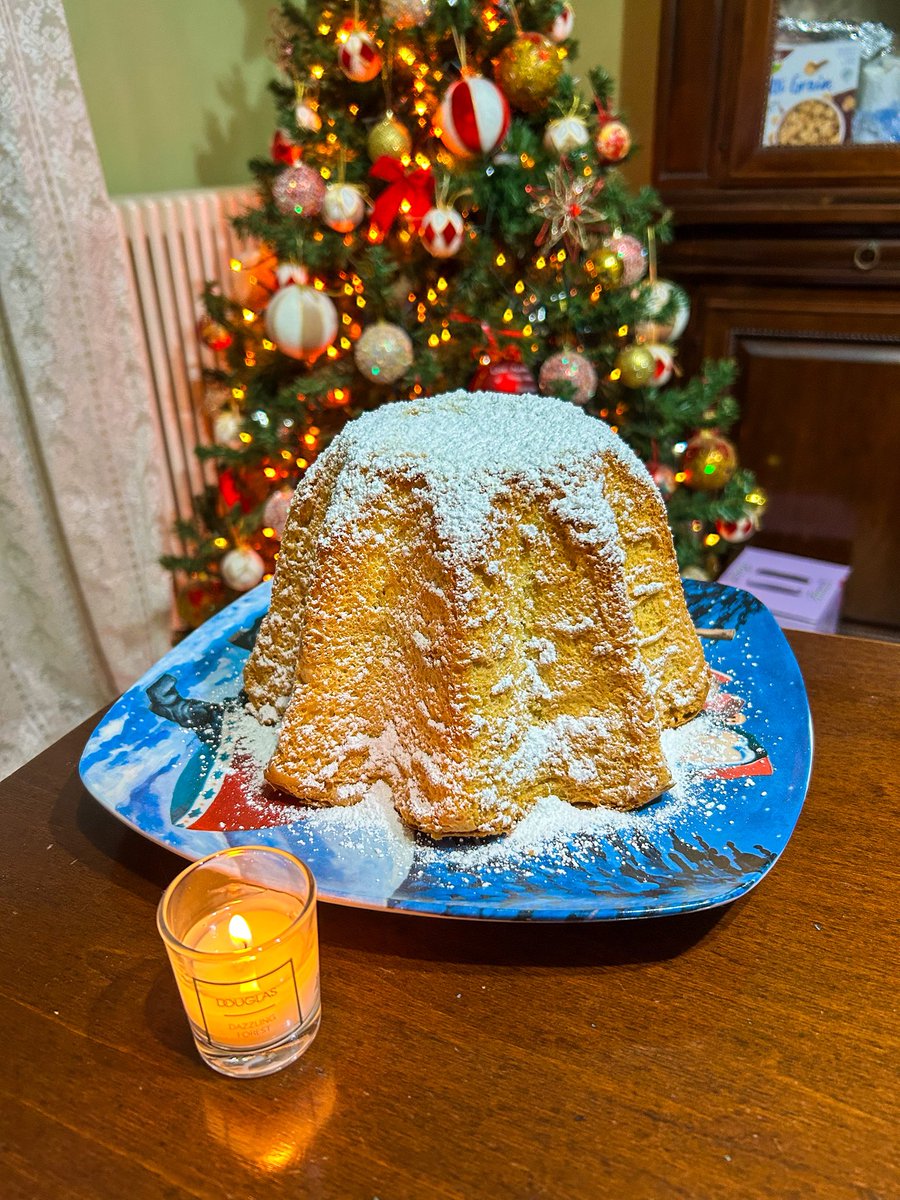 Me during the holiday season 🧈👩🏻‍🍳