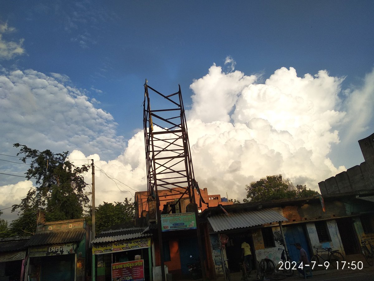sumanta131100's tweet photo. The internet on my Airtel number is very slow and there is only 2 signals out of 4, so I want to port my Airtel number to Vodafone Idea. - @airtelindia @Airtel_Presence @ViCustomerCare - #airtel #vi #airtelindia #viindia #sumanta #karmakar #vodafoneidea #sumantakarmakar #port https://t.co/fqSZFGfdCS