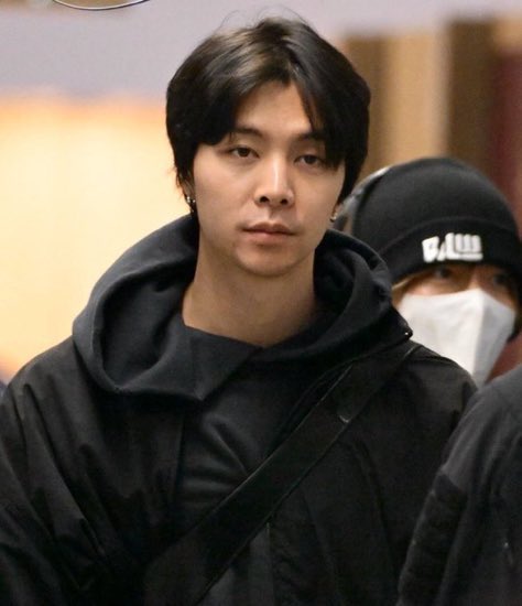 ชั้นทานสิ่งนี้กับวาซาบิ เพราะรูปนี้คือดิบมากนะ 😭😭