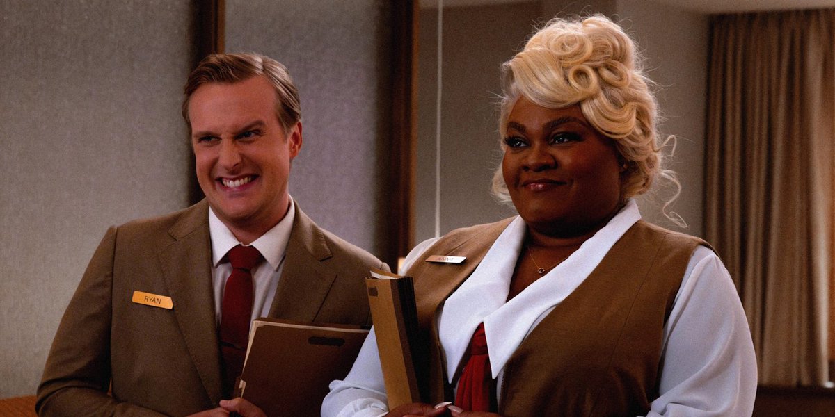 Вечность -  в загробном мире героиня встречает не только человека с которым прожила всю жизнь, но и первую любовь, что погиб на войне.
Отличная идея интересного любовного треугольника, классный юмор, прекрасные актёры, хорошие выводы.
Ромком от А24 удался