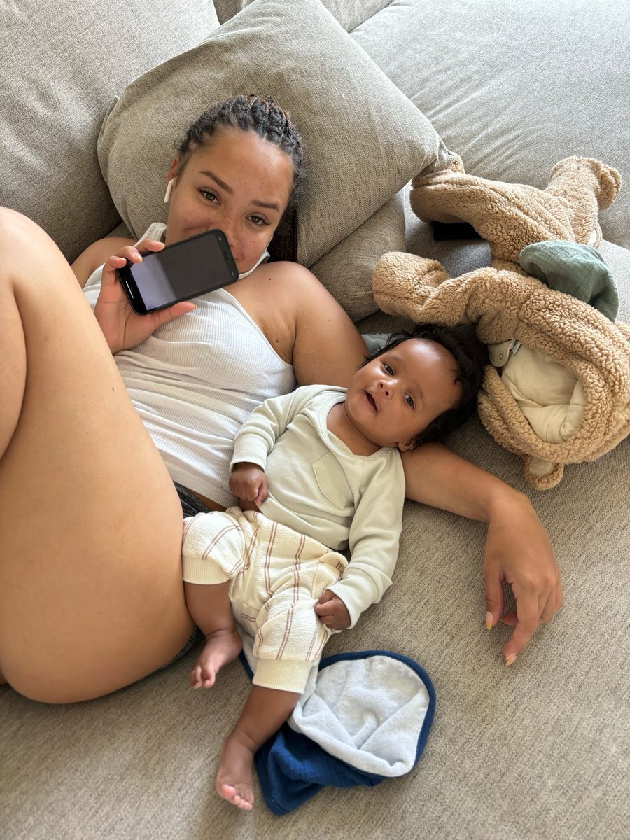 therealkimj's tweet image. 2 of the best years of my life so far