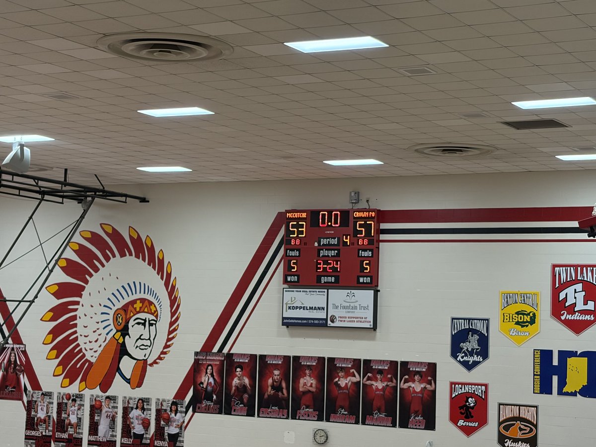 CPHSSports's tweet image. Bulldogs take game #1 of the Twins Lakes Invitational as they defeat the 12th ranked McCutcheon Maverick’s 57-53!