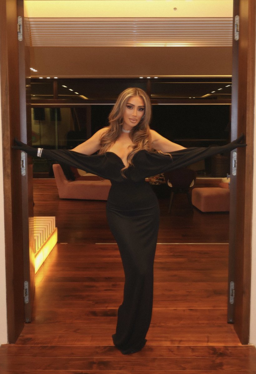 A final toast to the season🍸 #MayaDiab