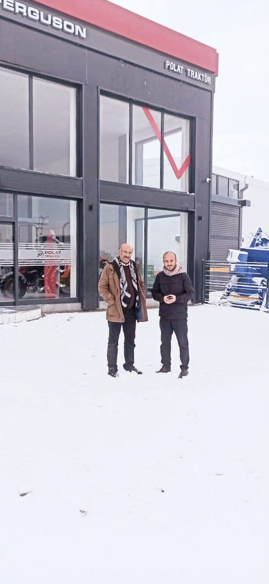 HİLVAN'A KAR YAĞDI MAŞALLAH KAR BEREKETTİR ŞİFADIR MEMOCAN YEĞENİM İLE TÜM DOSTLARIMIZA SAĞLIKLI GÜNLER DİLİYORUZ.