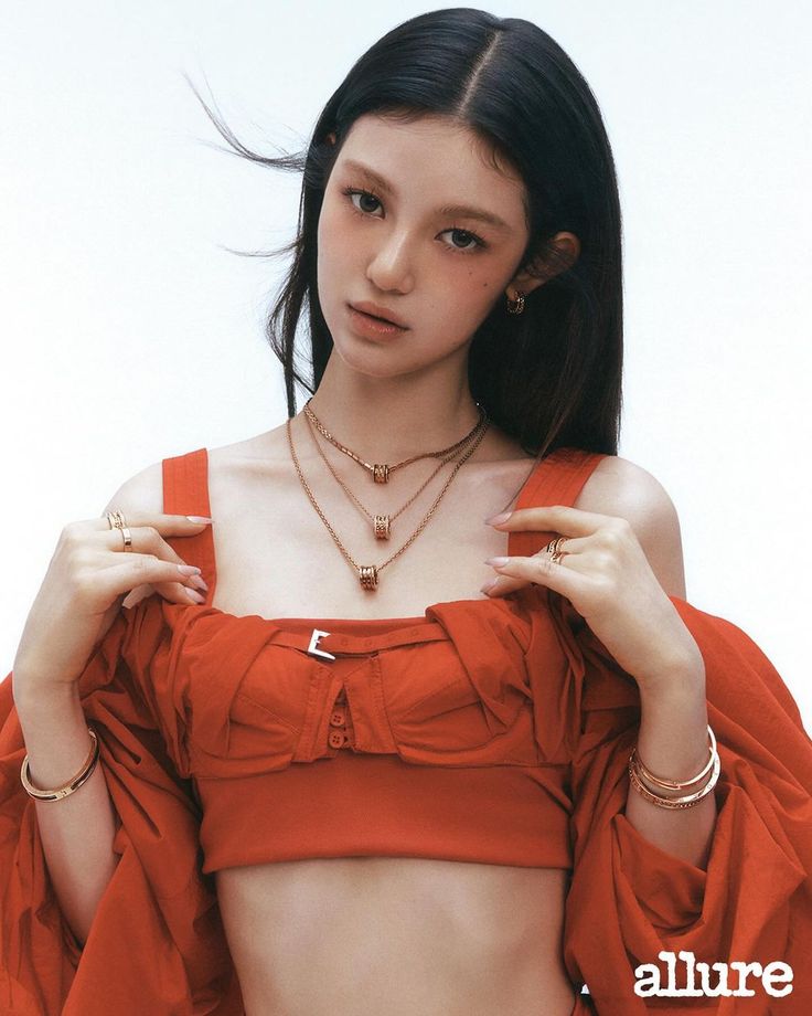 akallyli's tweet image. Se a danielle entrar na the black label ela vai poder encontrar a filha dela de sangue q é a ella do meovv