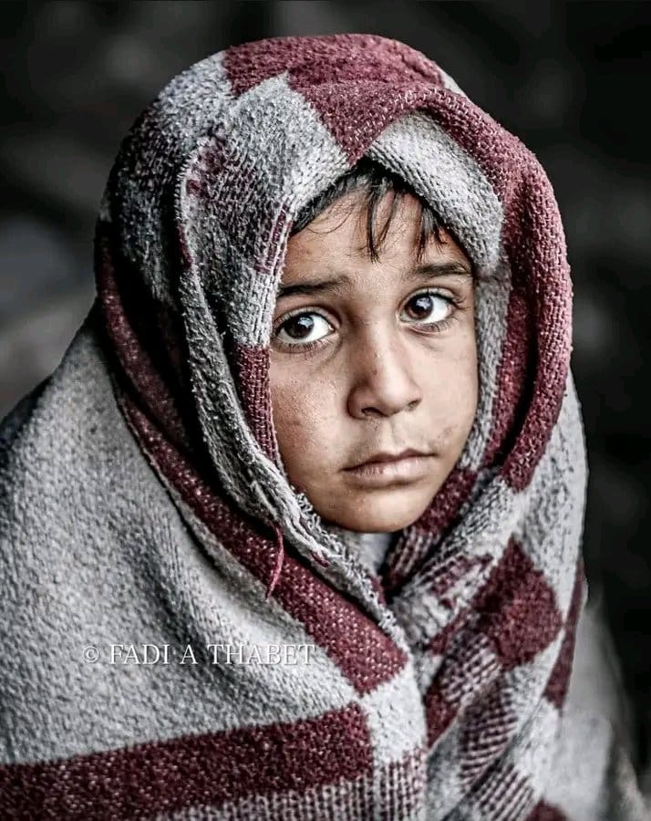 اللهم بقدر الوجع الذي ذاقه أهل غزة، وبقدر القهر الذي تجرّعوه في عامٍ مضى من الحرب مرَّ عليهم وكأنَّه ألف عام، اجعل يا ربَّ العام الجديد عامَ الفرَجِ والفرَحِ، وعامَ السَّعَادَةِ والجَبْرِ، وعامَ اليُسْرِ بعد العُسْرِ.اللهم عوِّضْهُمْ فيهِ يا رَبُّ عَنْ كُلِّ مَا مَرَّ بِهِمْ مِنْ