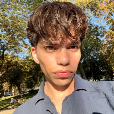 jjovny's tweet photo. #NewProfilePic https://t.co/Q9b6XltiCD
