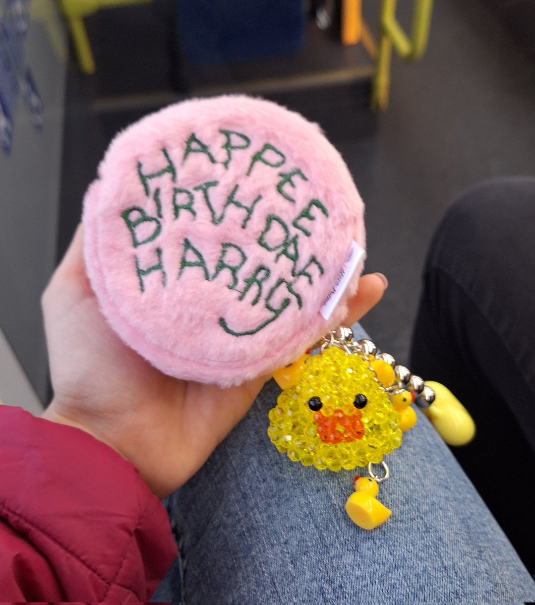 Tengo la mejor funda del siglo para el #Tamagotchi 😳✨️