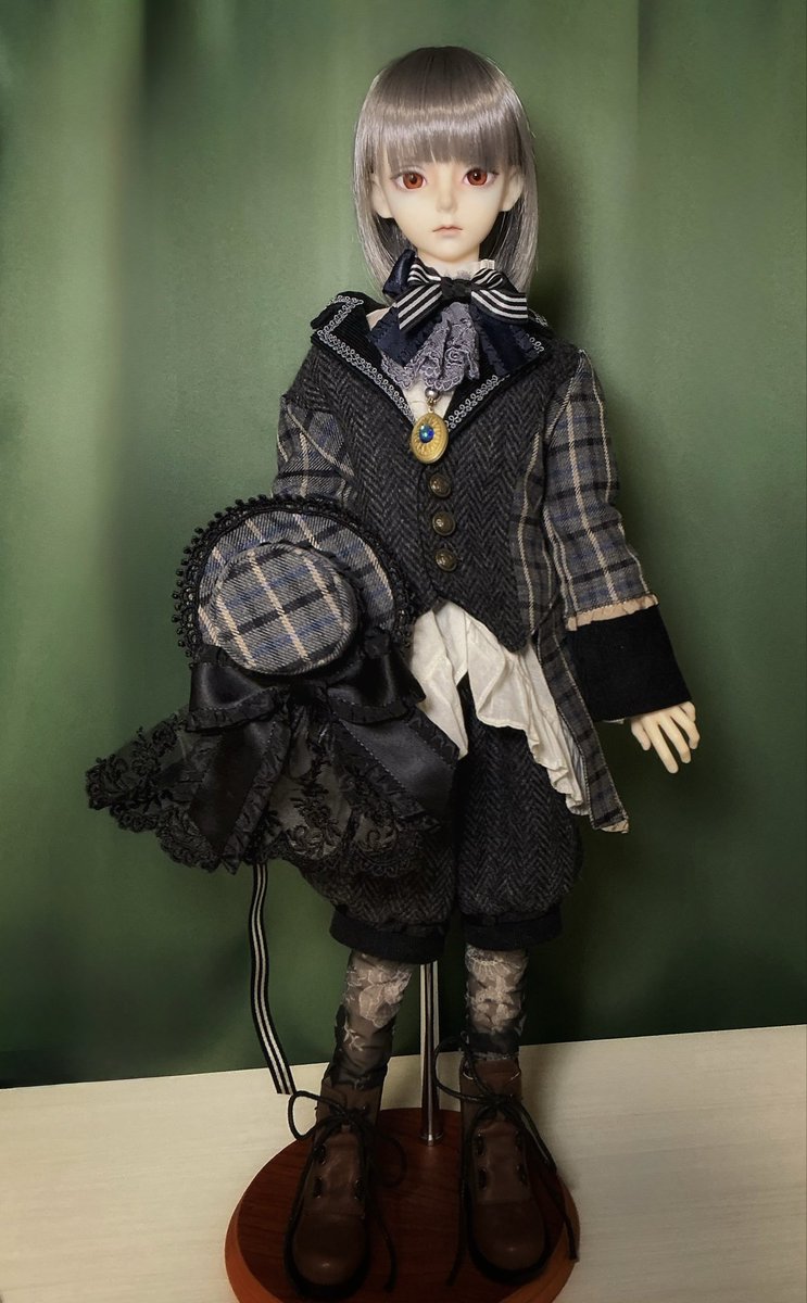 OCANPq's tweet image. 昨日になってしまいましたが…
アリーシェくんお迎え1周年でした！

#iosdoll
#blacksphere黒井
#MIYABIGLASSSTUDIO