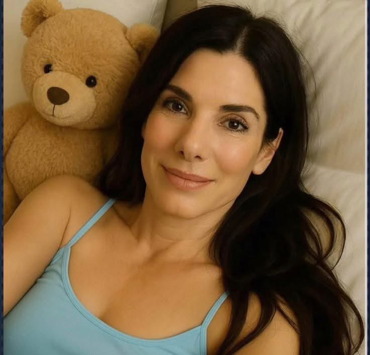 FanpageBul1437's tweet image. Loving someone brings a deep sense of peace and contentment ❤️until they choose to walk away. Then the heart feels empty, craving them even more love becomes its own kind of addiction 💔✨. When you truly love someone, you honor and respect their feelings 💕.