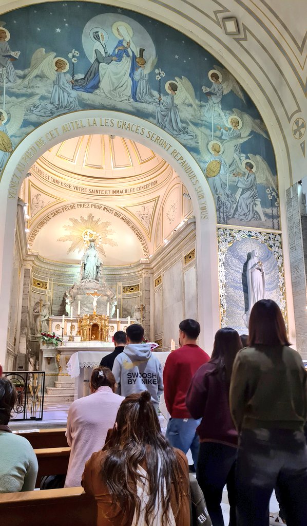 HijasCaridadEC's tweet photo. 🇵🇾 Nuestra #CasaMadre se llena de rostros jóvenes y alegres.
 
Un centenar de #JóvenesVicencianos de 
Cracovia, Polonia, Varsovia, España e Italia participan en el 48° Encuentro Europeo de Jóvenes de @taize.

Sor Françoise Petit, Superiora general, nos da la bienvenida 🤗 https://t.co/wsYm3hruSx