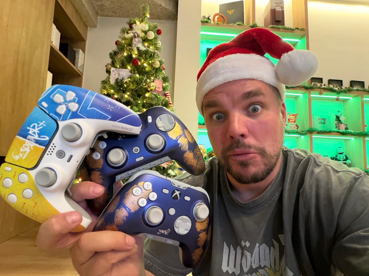 FRSkyRRoZ's tweet image. -- Giveaway --

C’est Noël même après Noel , avec Scuf Gaming on vous fait gagner une manette avec le design Skyrroz de votre choix : 

Disponible ici : scuf.co/skyrroz

Pour participer :

•⁠ ⁠RT
•⁠ ⁠Follow @ScufFrance et @FRSkyRRoZ
•⁠ Donne moi ton film culte de…
