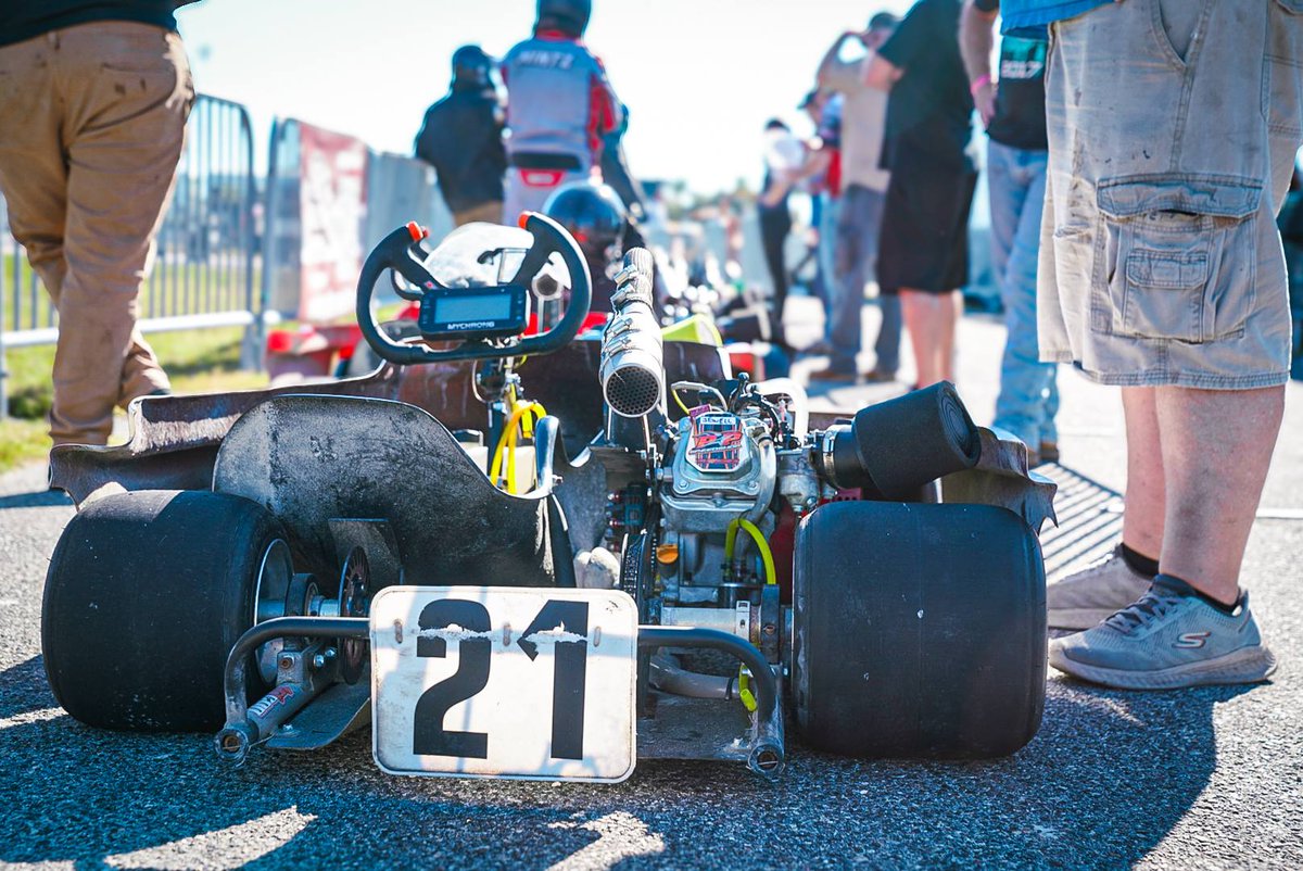 Pit Row TV tweet media