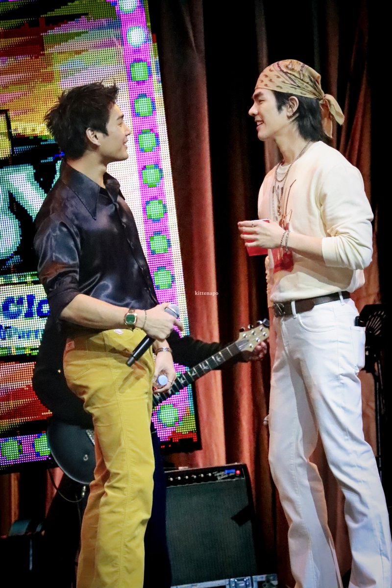 ☺️🥰

#MilePhakphum #ApoNattawin 
#BeOnCloudXmasNewYear2026