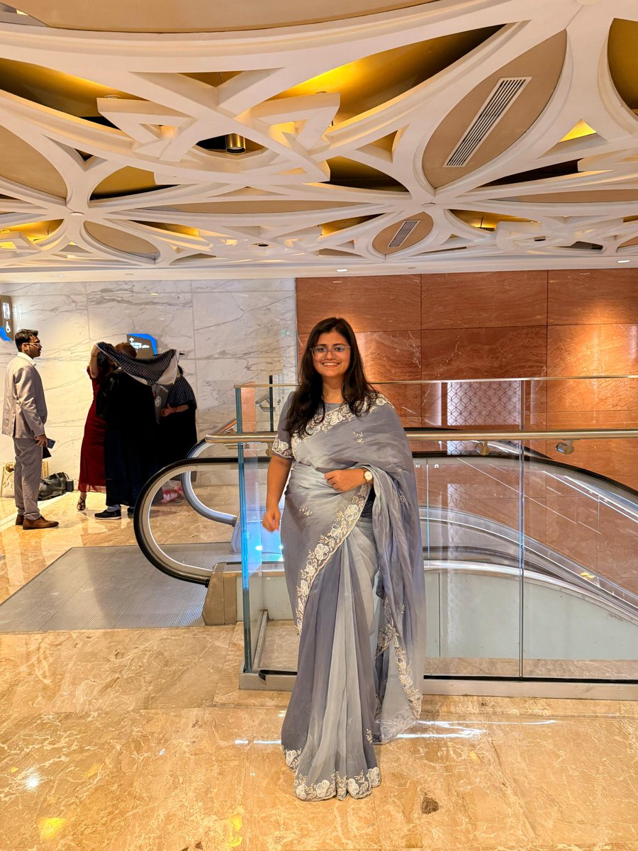 pranita tweet media