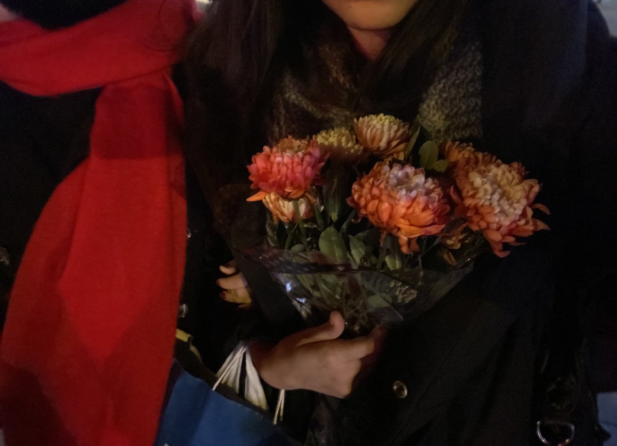 asminthecreator's tweet image. bacilarim sagolsun eve gidince anneme bes saat laf anlatmam gerekecek,,,