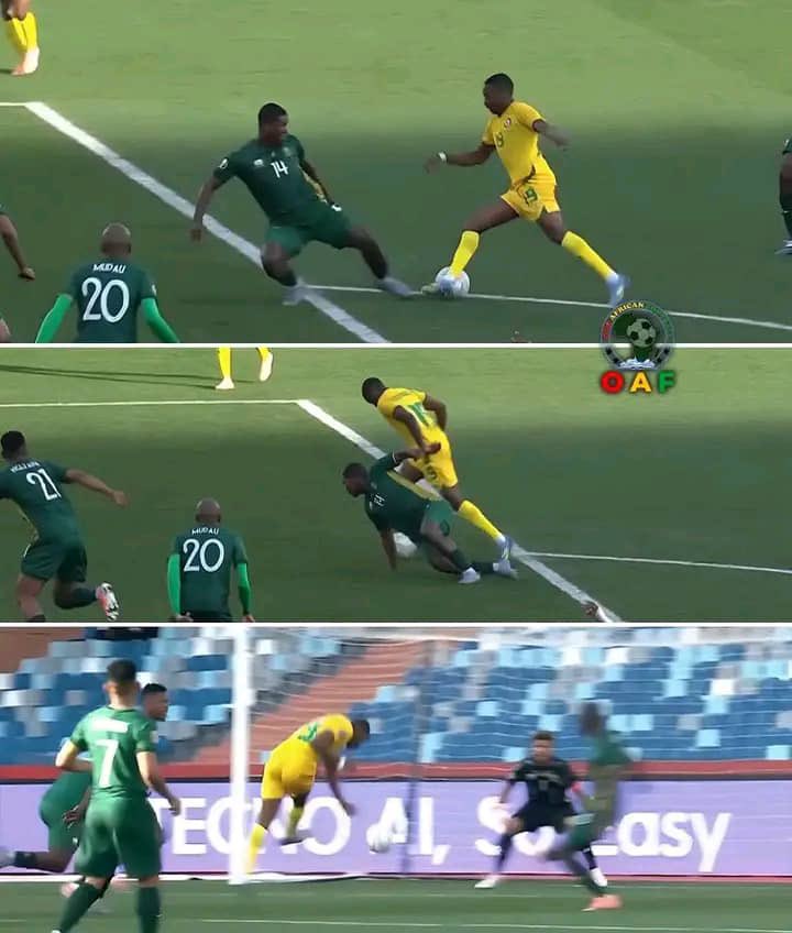 sabelostormz's tweet photo. Mbokazi will never forget this  #ZIMRSA https://t.co/bbWRzlm2li