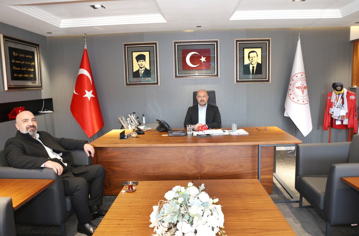 adana24com Genel Yayın Yönetmeni Sayın Kemal Soner’i müdürlüğümüzde misafir ettik.

Adana’da yürüttüğümüz sağlık hizmetleri ve devam eden çalışmalar üzerine karşılıklı değerlendirmelerde bulunduğumuz bu nazik ziyaret için kendisine teşekkür ediyorum.

<a href="/yskosger/">Yavuz Selim KÖŞGER</a>
<a href="/adana24com/">Adana24</a>