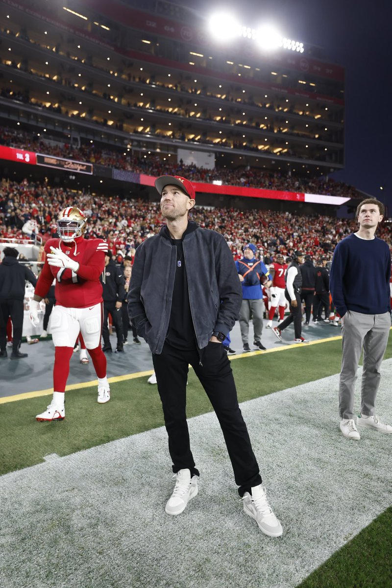 Robbie Gould tweet media