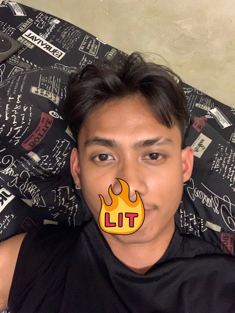 ooraurus's tweet image. gutnait all, bye