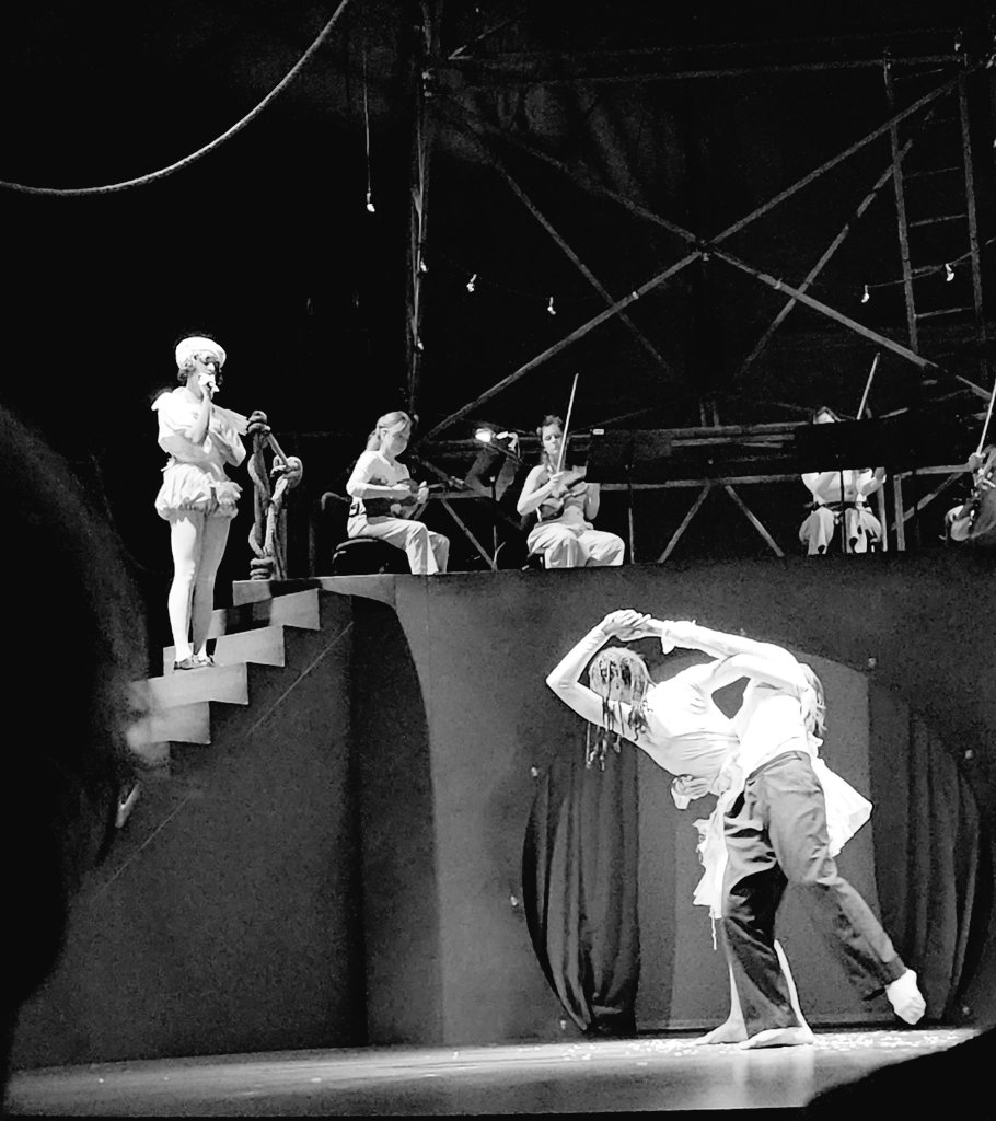 Pomme Source tweet media