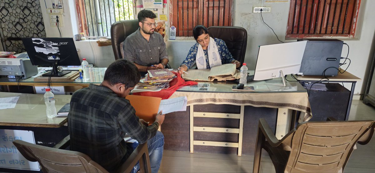 આજ રોજ જેતપુર પાવી તાલુકાના ઘુંટીયા, વાવ અને રામપુરા ગામના રેકર્ડ ચકાસી સામાન્ય દફતર તપાસણી ફોર્મ ભરવાની કામગીરી કરવામાં આવી.<a href="/CMOGuj/">CMO Gujarat</a> <a href="/collectorcu/">Collector Chhotaudepur</a> <a href="/SDMChhotaudepur/">ASSISTANT COLLECTOR & SDM Chhotaudepur</a> <a href="/InfoGujarat/">Gujarat Information</a> <a href="/infocugog/">Info ChhotaUdepur GoG</a> <a href="/revenuegujarat/">Revenue Dep. Gujarat</a>